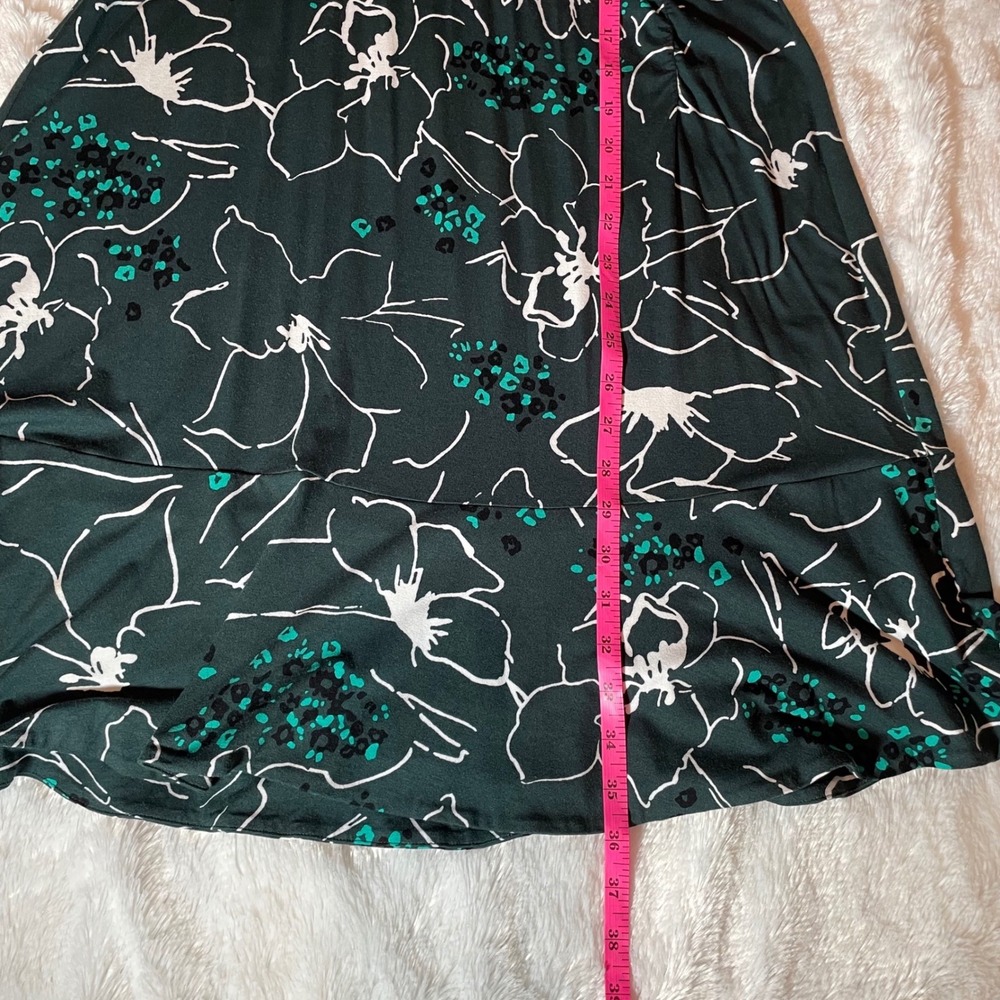 Cabi Green Floral Ruffle V-Neck Long Sleeve Wrap Dress Size M Whimsical Feminine - Picture 8 of 8